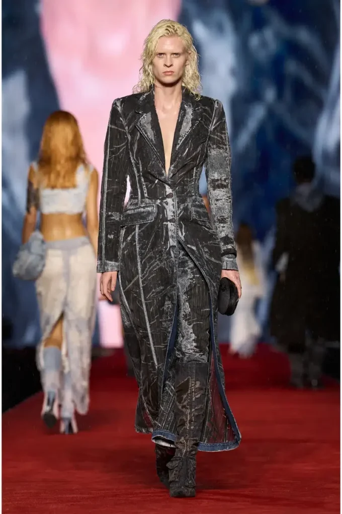 de-pia-fse Coat in pinstriped devoré denim de-pia-fse Coat in pinstriped devoré denim