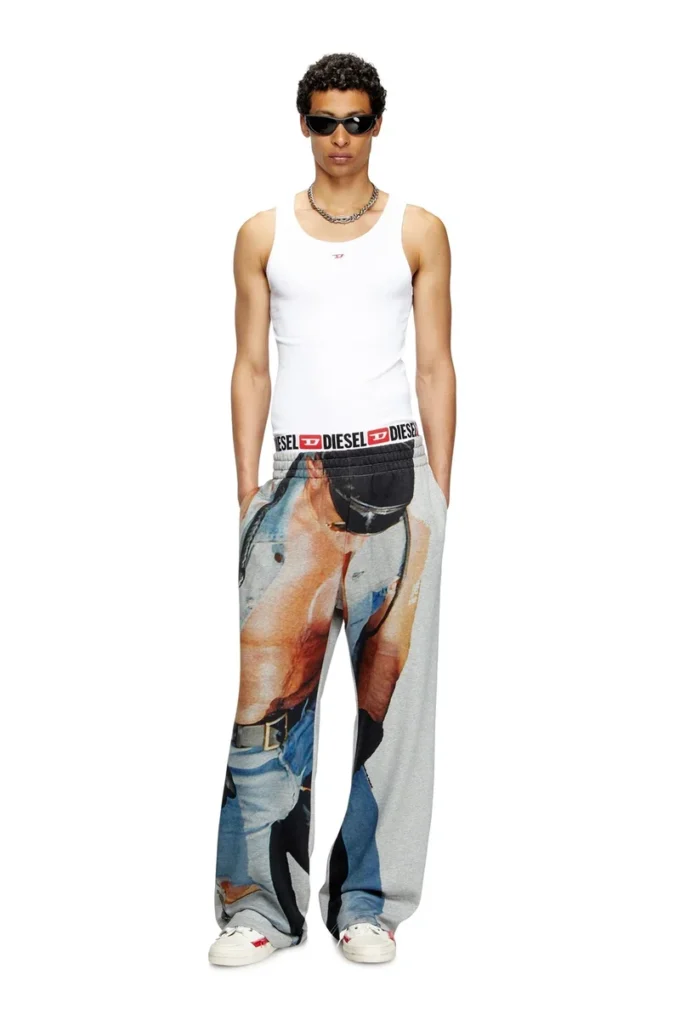 pr-p-martains-tom25 Sweatpants with graphic print pr-p-martains-tom25 Sweatpants with graphic print